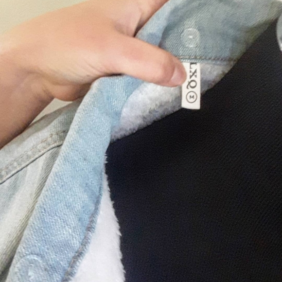 Denim jacket NWT - Picture 4 of 5